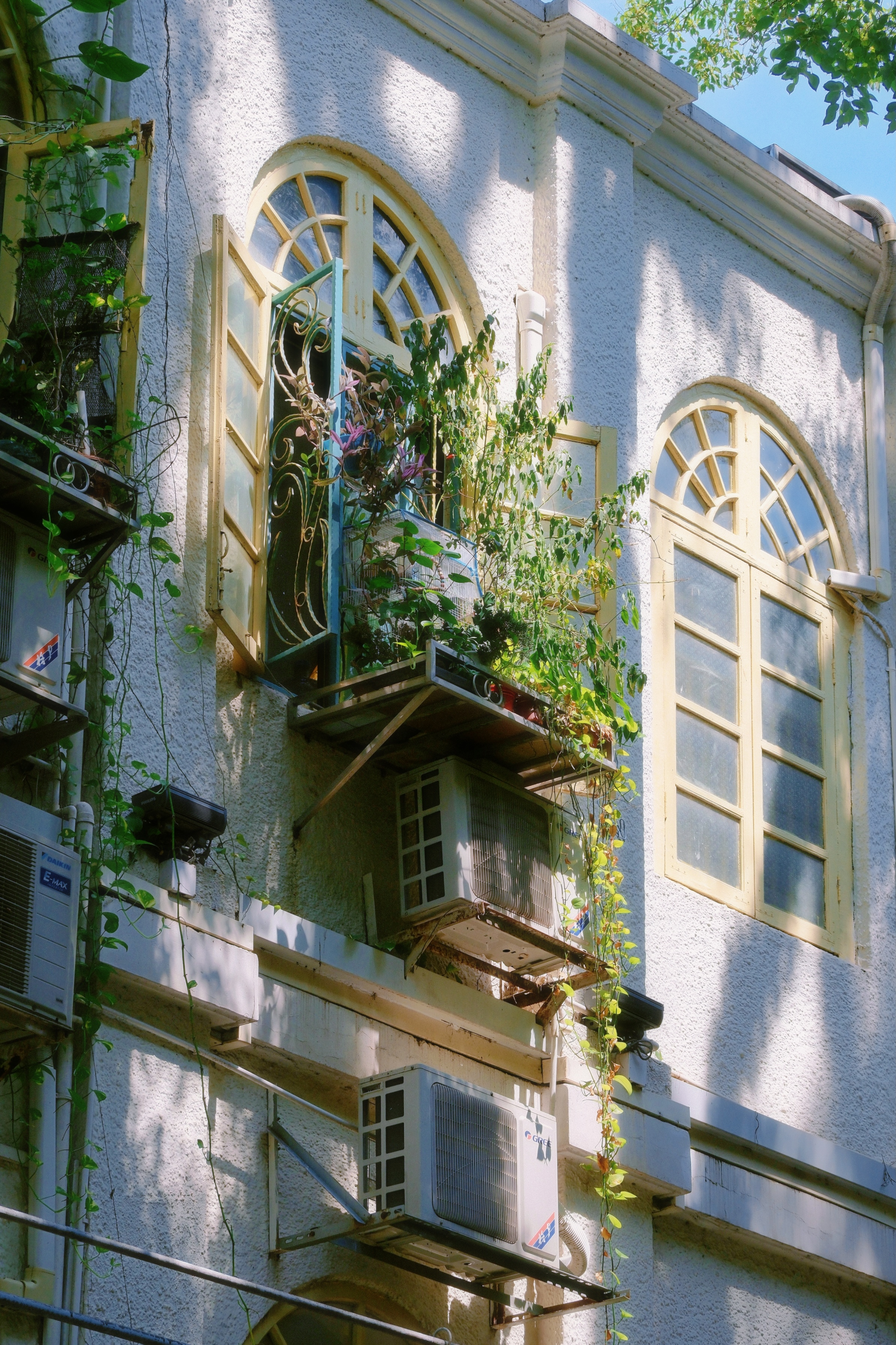 32 from the cities photography series.